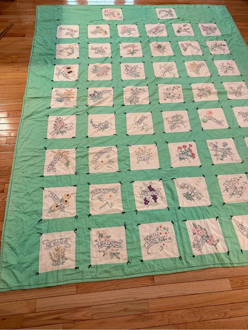 Vintage Embroidered 50 State Flower Patchwork Quilt Mint + Cream cottage country